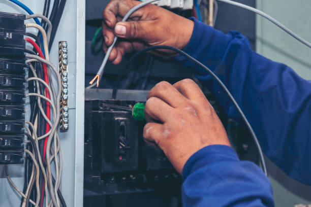 Best Local Electrician Companies  in Goldendale, WA